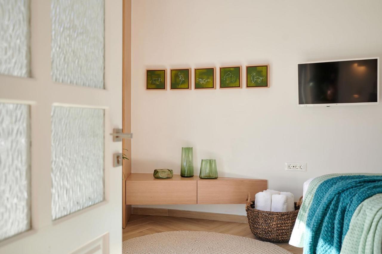 Kaizen Chania - New Central Apartment Just 350M Away With Private Jacuzzi And Free Parking! Chrissi Akti Chania Exterior foto