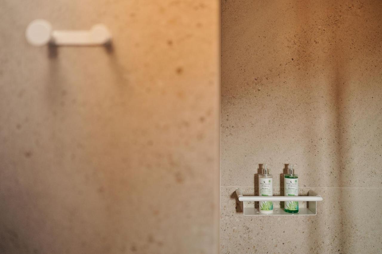 Kaizen Chania - New Central Apartment Just 350M Away With Private Jacuzzi And Free Parking! Chrissi Akti Chania Exterior foto